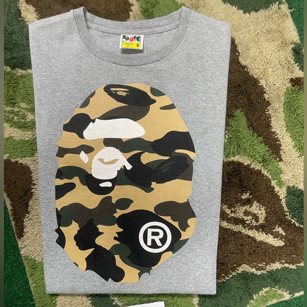 A bathing ape Ape head Yellow Camo Bape Tee S